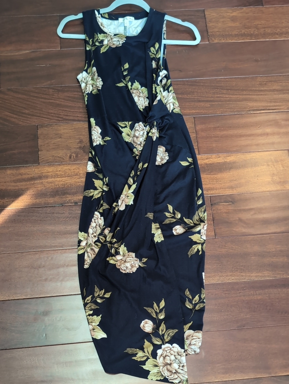 nine britton Navy Floral Twist-Detail Maxi Dress